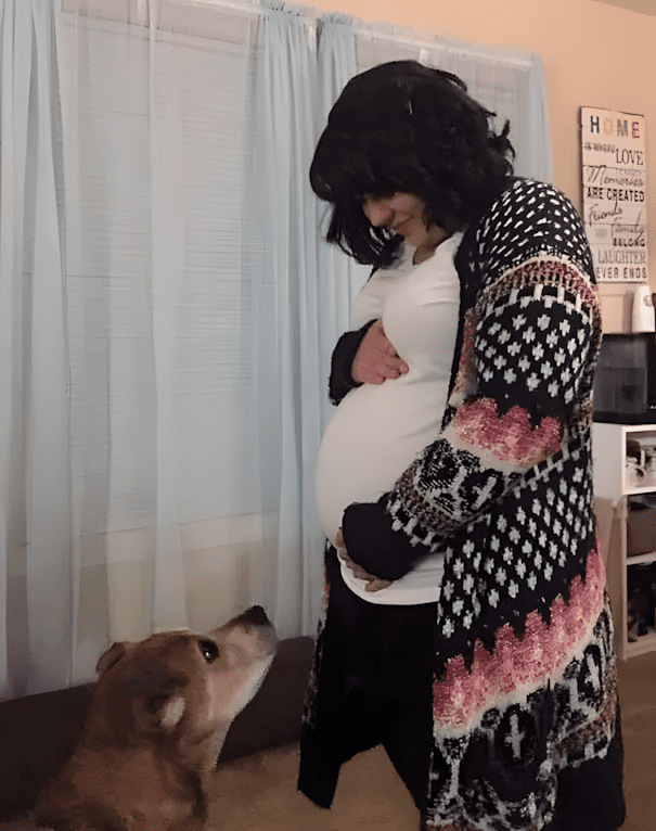 Rocky, aki még elbúcsúzhatott – megható búcsú egy hűséges baráttól 4 Megerte meg gyerekuk szuleteset a par orokbefogadott 17 eves kutyusa4.jpg